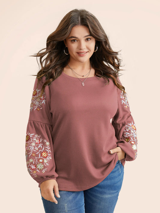 Waffle Knit Floral Embroidered Lantern Sleeve T-shirt